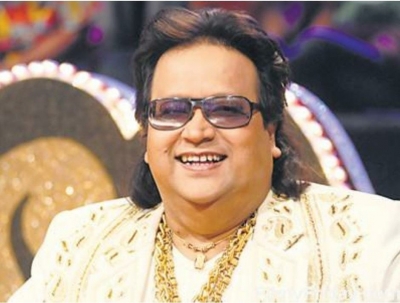  Bollywood, Mumbai Bid Tearful 'alvida' To 'disco King' Bappi Lahiri-TeluguStop.com