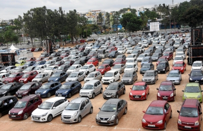  Covid’s Third Wave, Supply Side Constraints Subdue Jan Auto Sales #covids-TeluguStop.com
