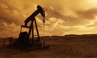  Crude Oil, Gold Prices Remain Elevated Despite Easing Tensions Over Ukraine-TeluguStop.com