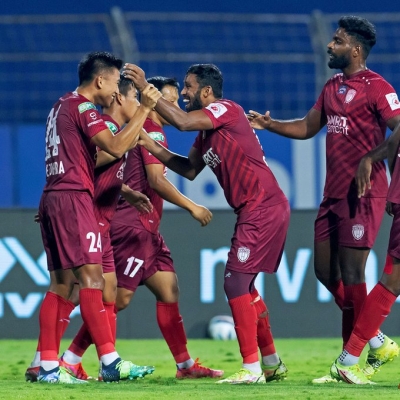  Isl 2021-22: Northeast United Dent Bengaluru's Top-four Hopes With A 2-1 Win-TeluguStop.com