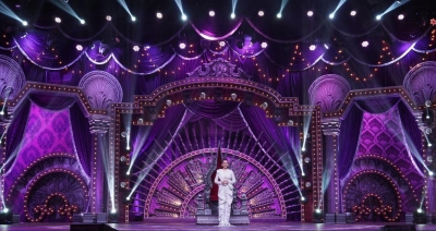 Kangana's 'lock Upp' Opens Its Doors With Raveena As Celeb Guest Kangana's 'lock Upp' Opens Its Doors With Raveena As Celeb Guest-TeluguStop.com