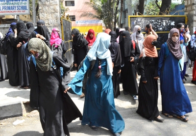 K'taka Hijab Row: 58 College Students Suspended K'taka Hijab Row: 58 College Students Suspended-TeluguStop.com