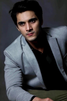  Mohit Duseja Talks About The Concept Of 'chikoo - Yeh Ishq Nachaye' And His Role-TeluguStop.com