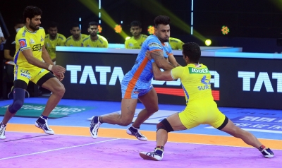 Pkl 8: Bengal Warriors Thrash Tamil Thalaivas Pkl 8: Bengal Warriors Thrash Tamil Thalaivas-TeluguStop.com