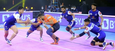  Pkl 8: Vikash Kandola, Ashish Shine; Steelers Beat U Mumba #vikash #kandola-TeluguStop.com