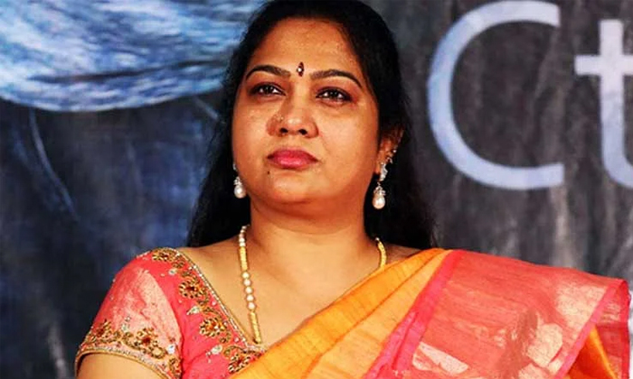  Star Actress Hema Interesting Comments About Properties Details Here, Actress He-TeluguStop.com