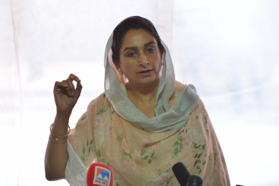 Take Steps For Safety Of Students Trapped In Ukraine: Harsimrat-TeluguStop.com