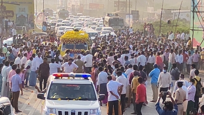  Thousands Bid Tearful Adieu To Gowtham Reddy-TeluguStop.com