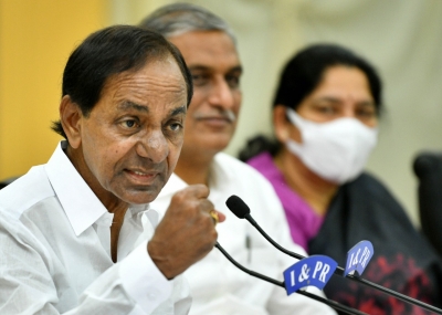  Union Minister Challenges Kcr For Debate On Performance Of Modi Govt-TeluguStop.com