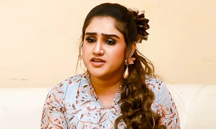  Vanitha Vijay Kumar Shocking Comments About Her Father Goes Viral Details, Vanit-TeluguStop.com