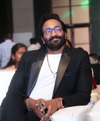  Vishnu Manchu's Meeting With Ap Cm Raises Eyebrows-TeluguStop.com