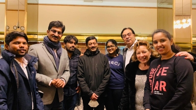  160 More Telugu Students Return Home From Ukraine-TeluguStop.com