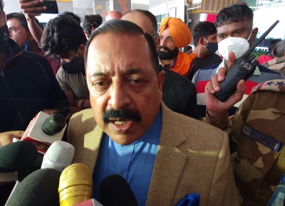 715 Corruption Cases Registered Against Central Govt Employees: Jitendra Singh 715 Corruption Cases Registered Against Central Govt Employees: Jitendra Singh-TeluguStop.com