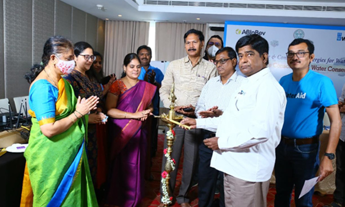  Ab Inbev And  Wateraid India Launch The Telangana Water Consortium To Improve Wa-TeluguStop.com