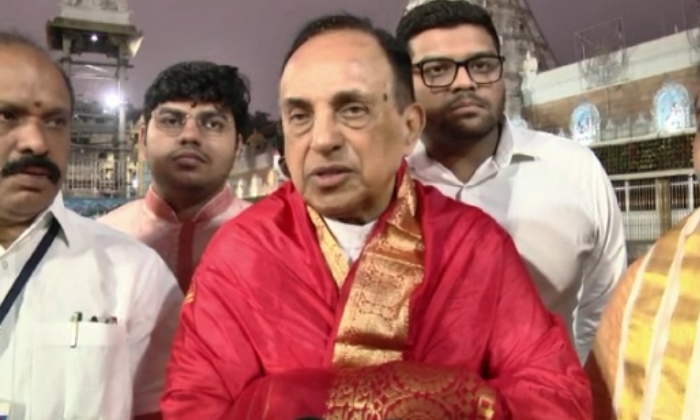  Bjp Mp Subramanian Swamy Visiting Thirumala Srivastava , Bjp Mp Subramanian Swam-TeluguStop.com