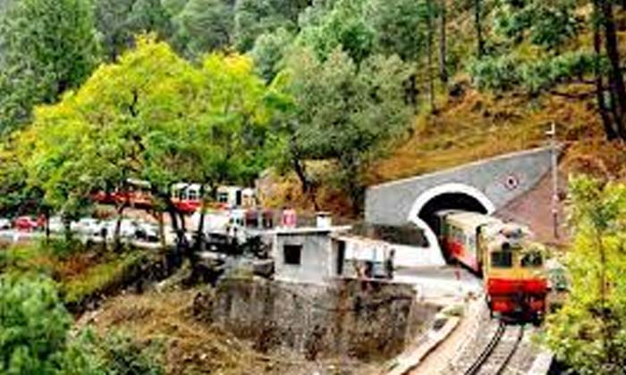 Know Why Special Kalka Shimla Rail Route , Kalka Shimla Rail Route , Guinness Know Why Special Kalka Shimla Rail Route , Kalka Shimla Rail Route , Guinness-TeluguStop.com