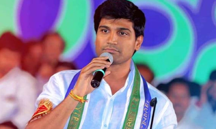  How Can You Ask For Share When There Is Financial Deficit – Mp Krishnadevaraya-TeluguStop.com