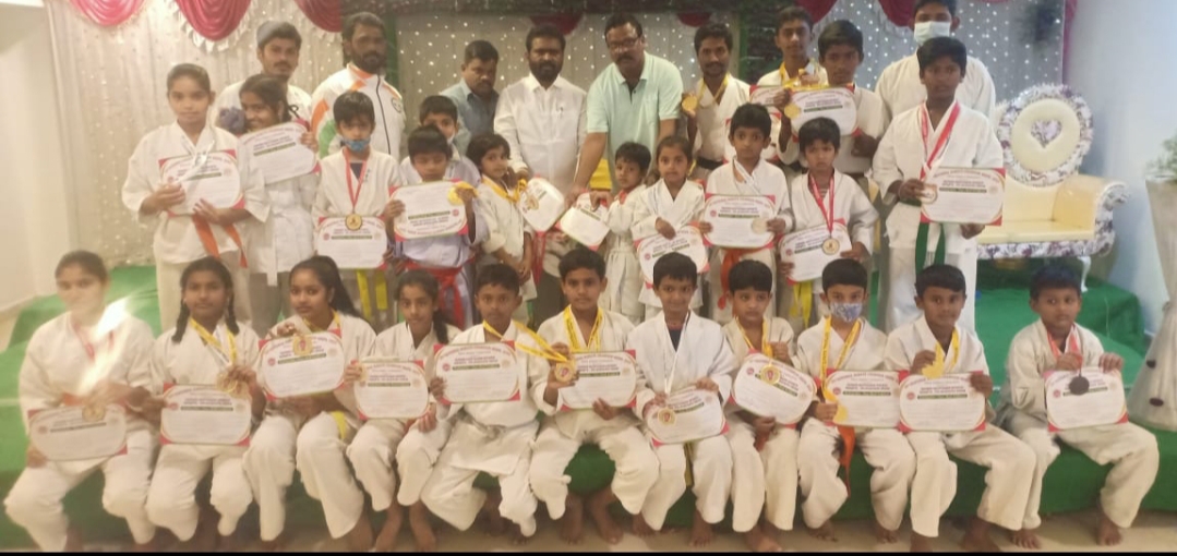  Karate Boosts Self-confidence-TeluguStop.com