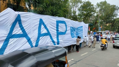  Aap Ahead In Punjab, Congress In Uttarakhand-TeluguStop.com