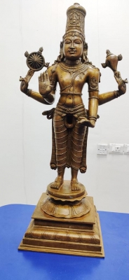  Antique Idol Declared As 'antique Finish' At B'luru Airport, Tn Exporter Held-TeluguStop.com