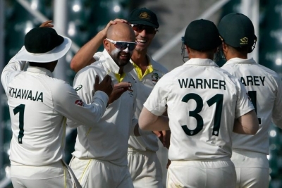  Australia Clinch Test Series 1-0 Against Pakistan-TeluguStop.com