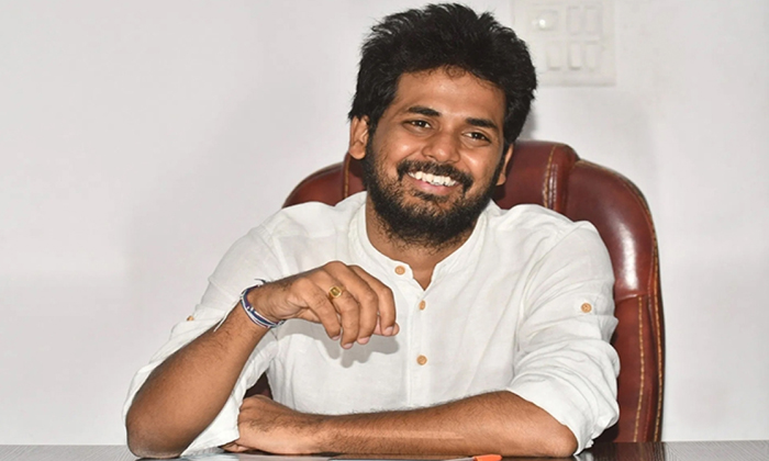  Ho Is The Young Director Who Missed The Bheemla Nayak Movie, Bheemla Nayak, Toll-TeluguStop.com