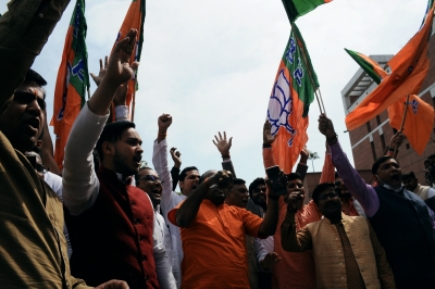  Bjp Heading To Sweep Up, Ahead In Uttarakhand & Goa, Aap In Punjab-TeluguStop.com