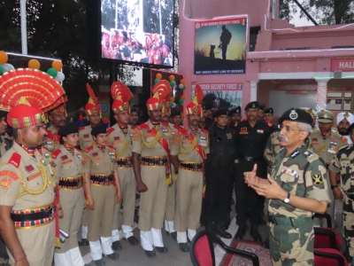  Bsf Troops Competent To Tackle Nefarious Designs Of Anti-national Elements: Dg-TeluguStop.com