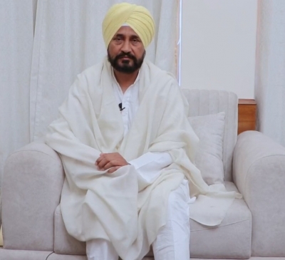  Channi Leads From Chamkaur Sahib, Trails In Bhadaur Seat In Early Trends-TeluguStop.com