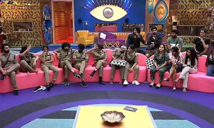  Anchor Shiva Angry On Bigg Boss For Not Sending Cigarettes , Anchor Siva , Bigg-TeluguStop.com