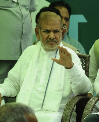  'consider On Humanitarian Grounds', Sc To Centre On Sharad Yadav Plea On Vacatin-TeluguStop.com