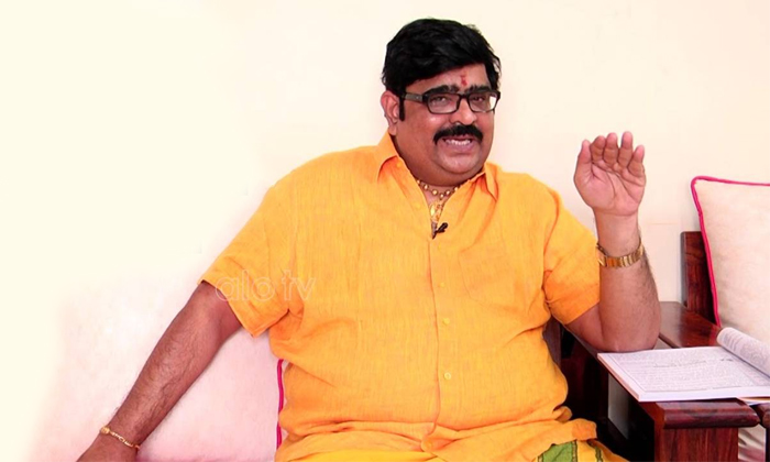 Telugu Astrologervenu, Celebrity, Love, Mahesh Babu, Nagachaitanya, Rakul, Saman