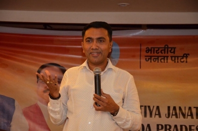  Goa Cm, Dy Cm Trailing Congress Rivals (ld)-TeluguStop.com