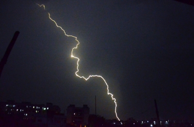  'higher Lightning Activity Over Humid Region Compared To Arid'-TeluguStop.com