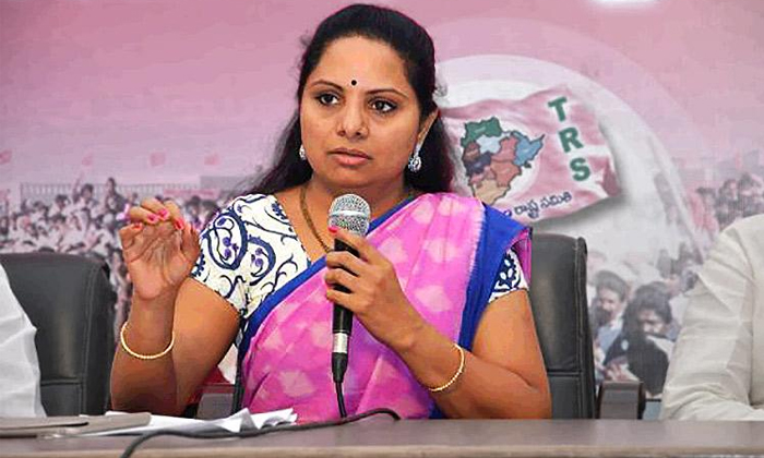 Mlc Kalvakuntla Kavitha Fires On Bjp Government Details, Mlc Kalvakuntla Kavitha Mlc Kalvakuntla Kavitha Fires On Bjp Government Details, Mlc Kalvakuntla Kavitha-TeluguStop.com