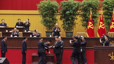  N. Korean Leader Urges 'devoted March For People'-TeluguStop.com