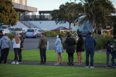  New Zealand To Scale Down Managed Isolation Facilities-TeluguStop.com