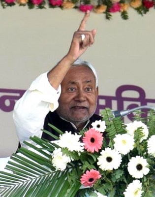 Nitish Kumar Expresses Concern Over Costly Medical Education In India Nitish Kumar Expresses Concern Over Costly Medical Education In India-TeluguStop.com