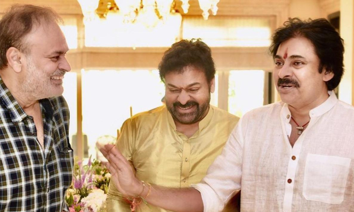  Pawan Kalyan Revealed Shocking Secret About Mega Family Details, Pawan Kalyan,-TeluguStop.com