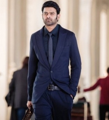  Prabhas Pledges To His Fans: I Will Do Everything To Make You Happy-TeluguStop.com