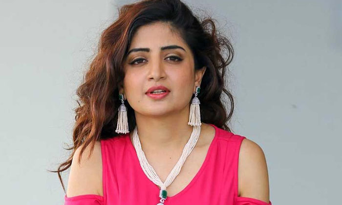 Actress Poonam Kaur Great Words About Prabhas Poonam Kaur, Prabhas, Pooja Hegde, Actress Poonam Kaur Great Words About Prabhas Poonam Kaur, Prabhas, Pooja Hegde,-TeluguStop.com
