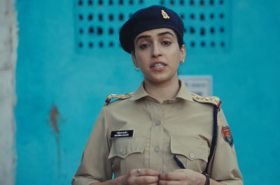  Sanya Malhotra To Play A Cop In Quirky Dramedy 'kathal'-TeluguStop.com