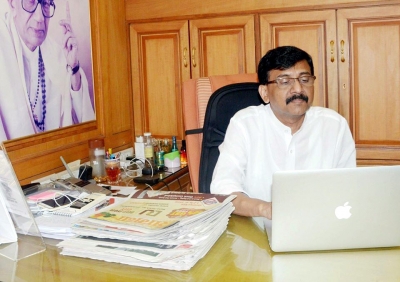  Shiv Sena Mp Sanjay Raut Terms Ed An 'extortionist' And Bjp's 'atm' (ld)-TeluguStop.com