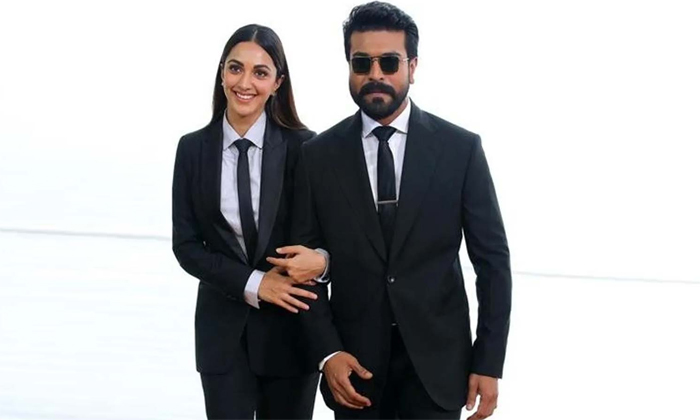  Tollywood Heros Repeating Heroines Details, Tollywood Heroes, Heroines, Hero Her-TeluguStop.com