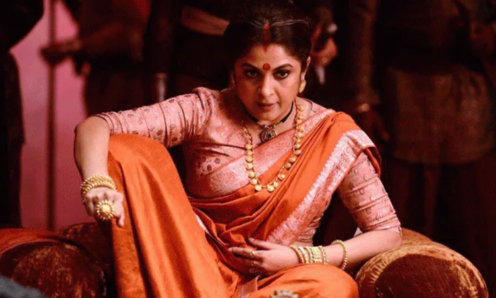 Telugu Bahubali, Nadiya, Ramya Krishna, Tabu, Tollywood, Vijayashanthi-Movie