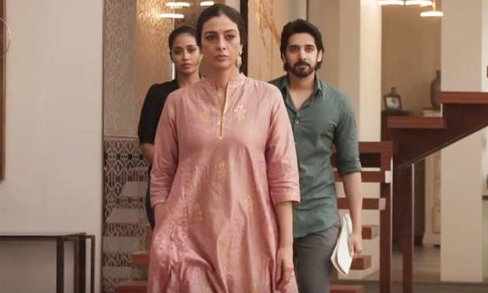 Telugu Bahubali, Nadiya, Ramya Krishna, Tabu, Tollywood, Vijayashanthi-Movie