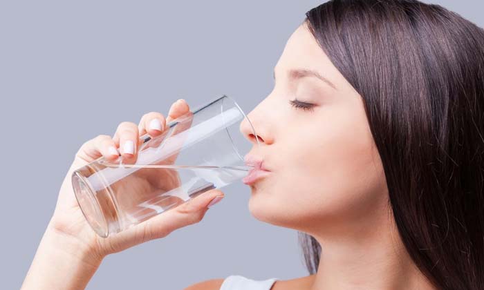  Too Much Of Water Can Also Lead To Certain Health Issues , Health Issues , Wate-TeluguStop.com