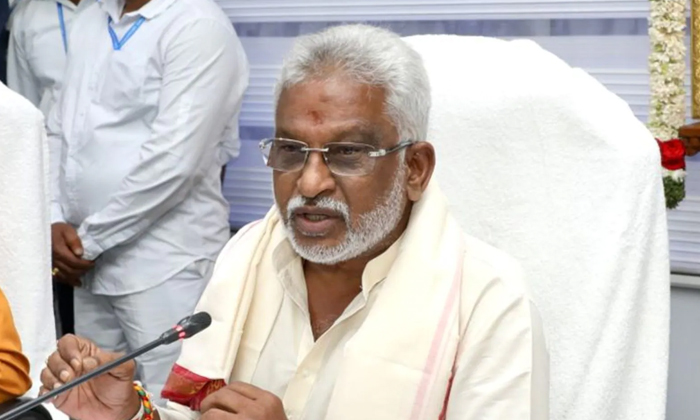  Ttd Chairman Yv Subbareddy Comments On Srivaru Services And Darshan Tickets Deta-TeluguStop.com