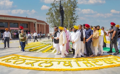  Will Make Efforts For Martyr Status To Bhagat Singh: Punjab Cm-TeluguStop.com