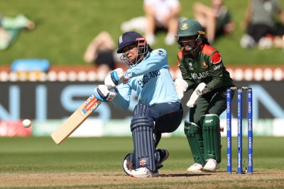  Women's World Cup: England Book Semis Spot With 100-run Win Over Bangladesh-TeluguStop.com